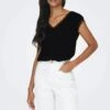 ONLY V-Shirt ONLJASMINA S/S V-NECK LACE TOP NOOS PTM -Tefal Shop ea931b74 d8d6 5ba6 adff d644e225460f